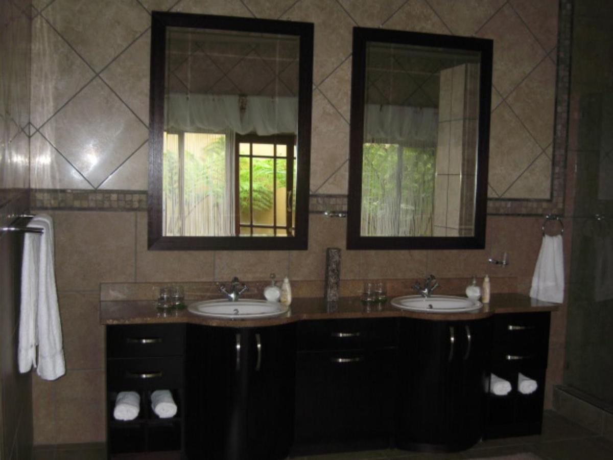 Witwater Guest House & Spa كمبتون بارك الغرفة الصورة