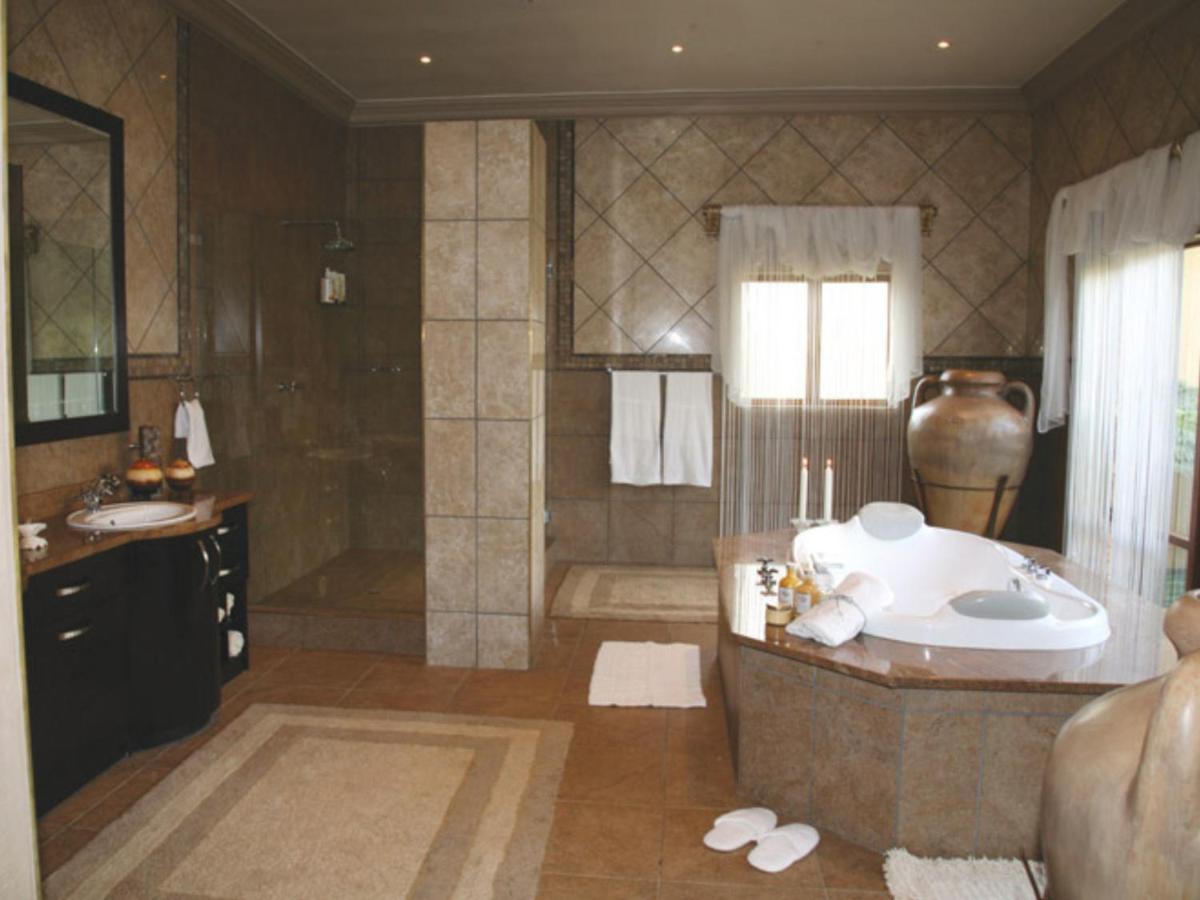 Witwater Guest House & Spa كمبتون بارك الغرفة الصورة